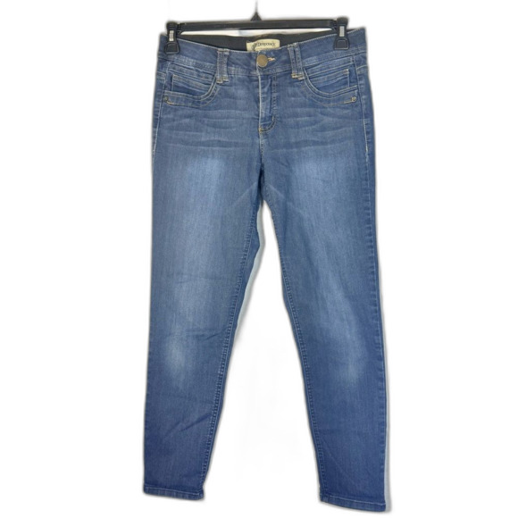 Democracy “Ab” technology cropped size 6 Blue Jeans stretch - Picture 1 of 7
